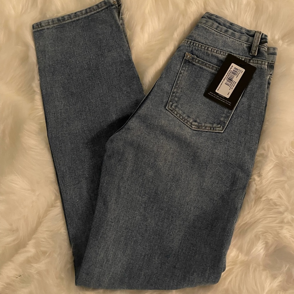PrettyLitteThing Split Hem Straight Leg Jeans